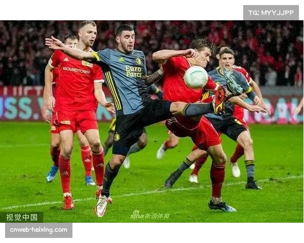 海登海姆补时连入两球逆转柏林联合,客场韧性凸显 海登海姆补时连入两球逆转柏林联合,客场韧性凸显